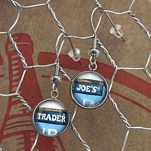 Trader Joe’s earrings 12mm blue - Picture 1 of 3
